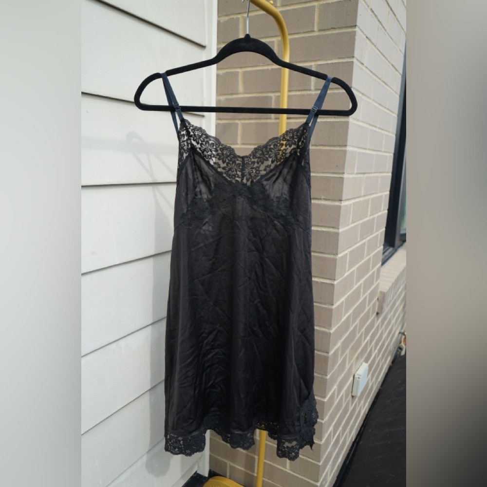 Gorgeous vintage black lace trim satin slip mini dress